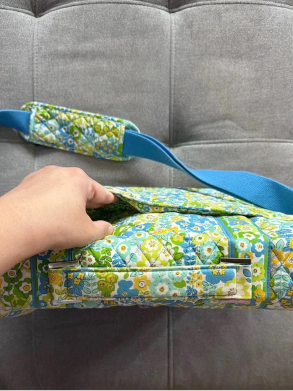 Quilted Floral Laptop Crossbody Bag in Blue & Green